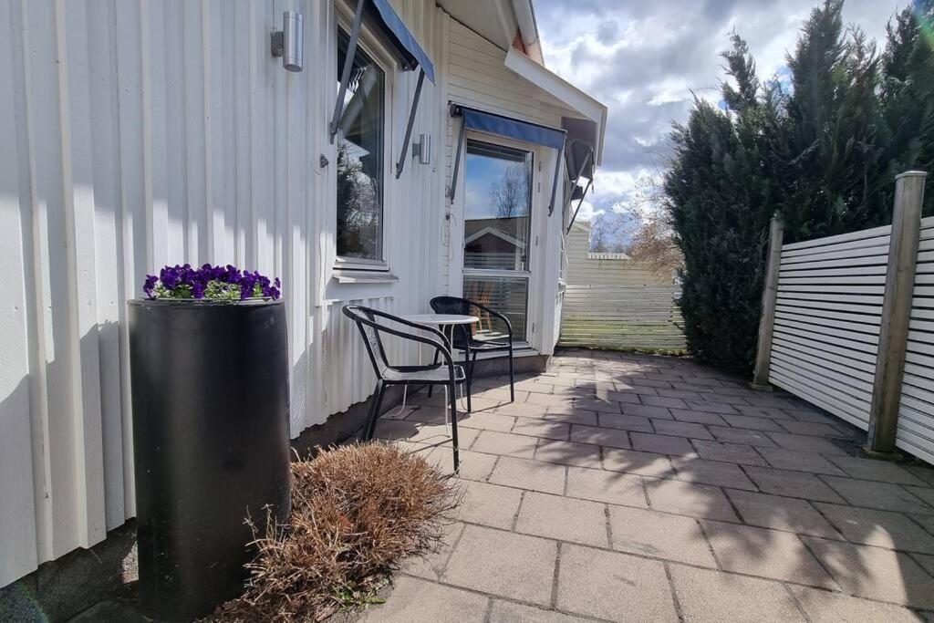 Trivsamt Parhus I Lugnt Omrade Inne I Tranas! Экстерьер фото